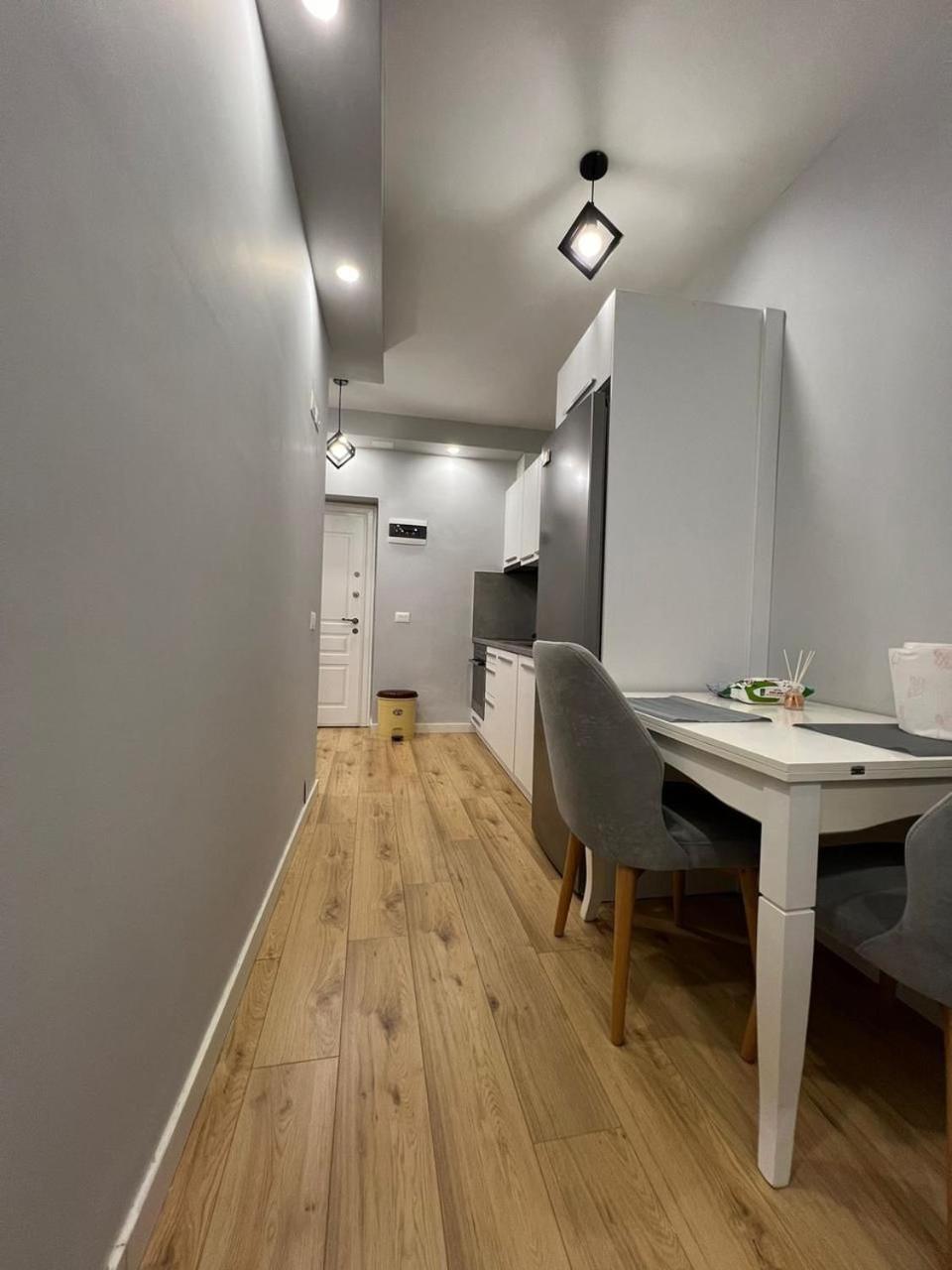 Starlight Downtown Apartment Tiranë Eksteriør bilde