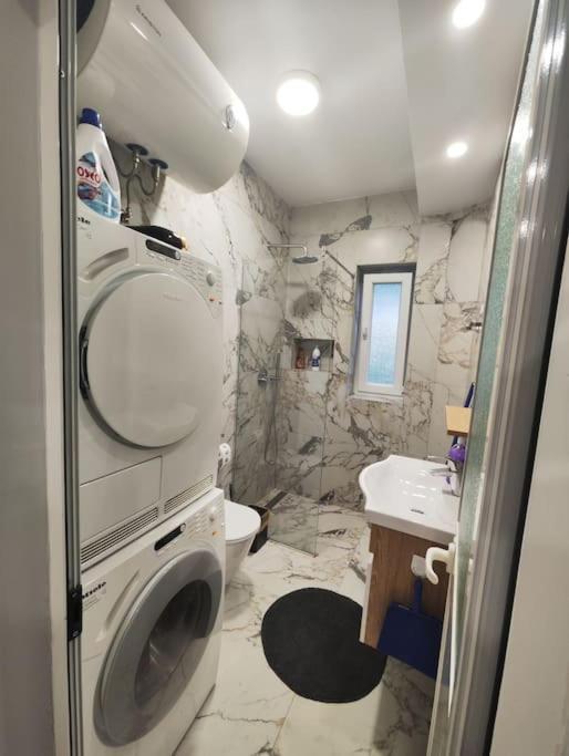 Starlight Downtown Apartment Tiranë Eksteriør bilde